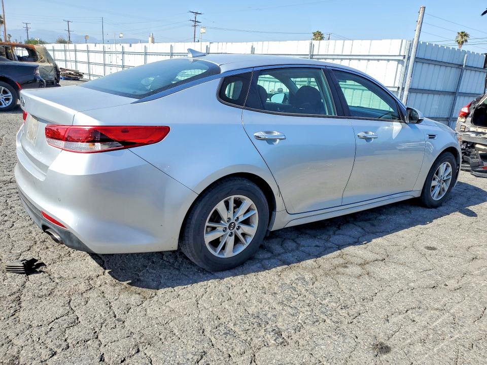 52227306 :رقم المزاد ، 5XXGT4L36JG220231 vin ، 2018 Kia Optima مزاد بيع