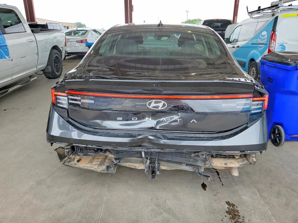 2025 Hyundai Sonata მანქანა იყიდება აუქციონზე, vin: KMHL64JA8SA461949, აუქციონის ნომერი: 53848706