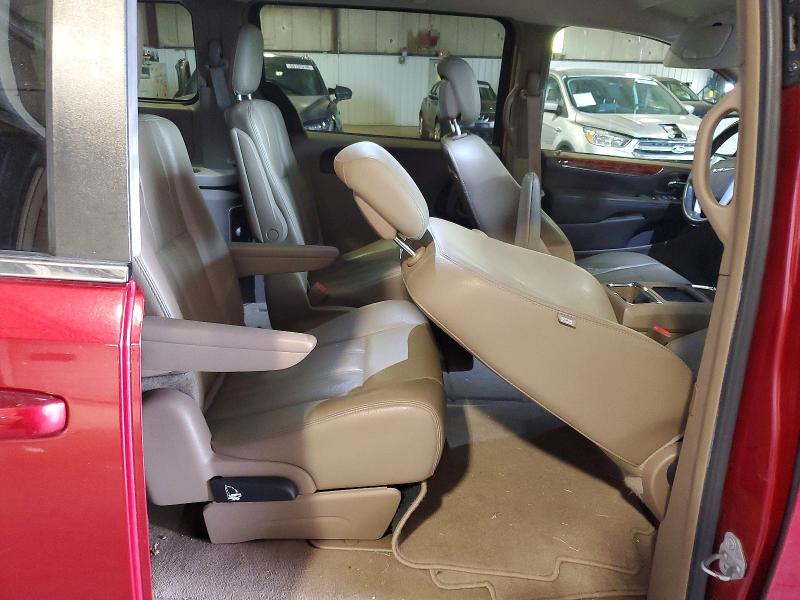 55141726 :رقم المزاد ، 2C4RC1BG7GR245926 vin ، 2016 Chrysler Town & Country مزاد بيع