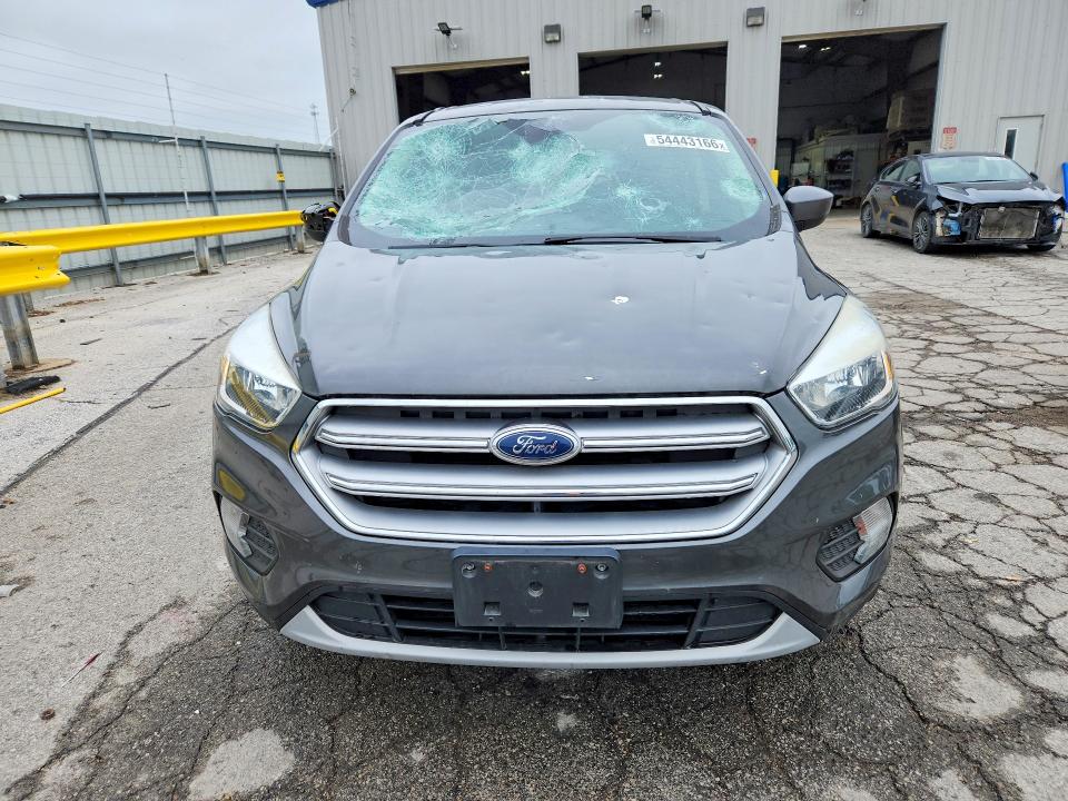Продажа на аукционе авто 2017 Ford Escape, vin: 1FMCU0GD0HUB79912, номер лота: 54443166