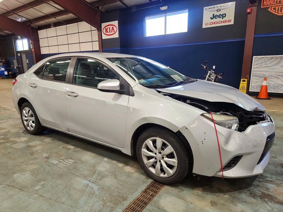 53592796 :رقم المزاد ، 2T1BURHE6FC275579 vin ، 2015 Toyota Corolla مزاد بيع