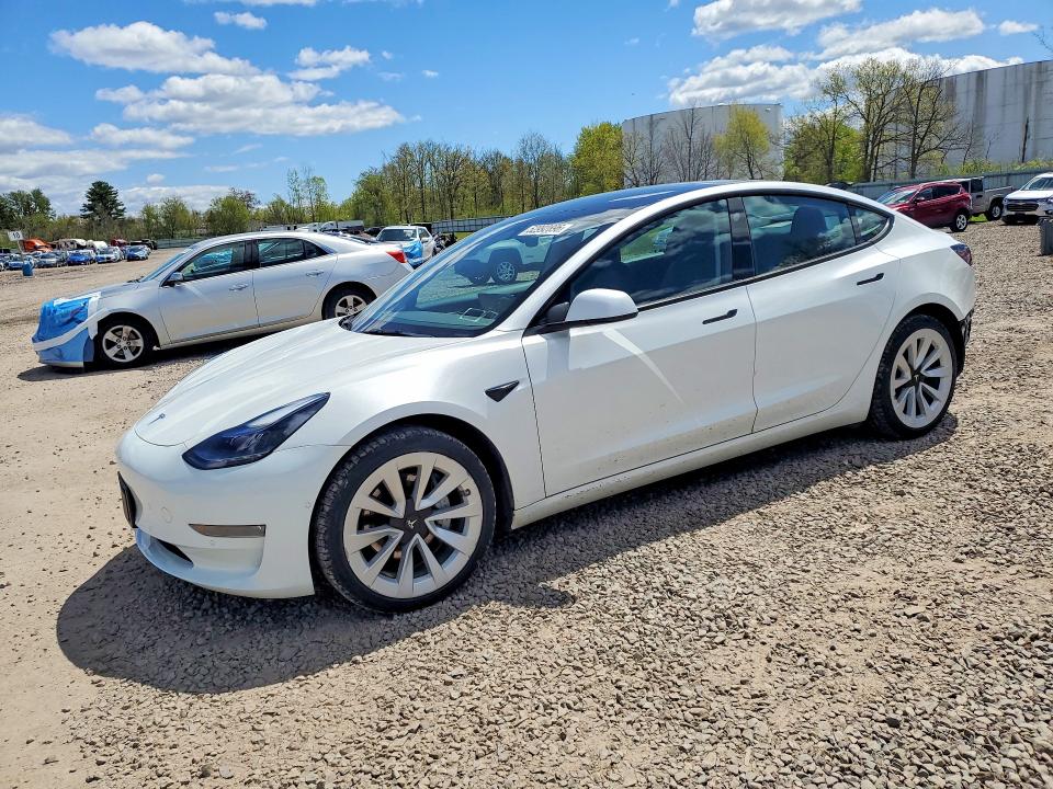 Auction sale of the 2022 Tesla Model 3, vin: 5YJ3E1EB6NF199899, lot number: 52992896