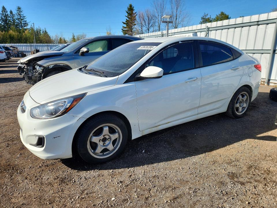 Продаж на аукціоні авто 2013 Hyundai Accent, vin: KMHCT4AE0DU477379, номер лоту: 53636386