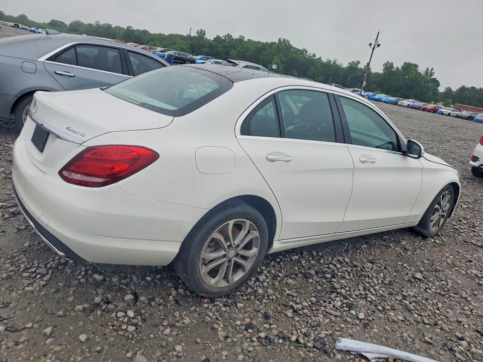 52717796 :رقم المزاد ، 55SWF4KB7FU082266 vin ، 2015 Mercedes-benz C مزاد بيع
