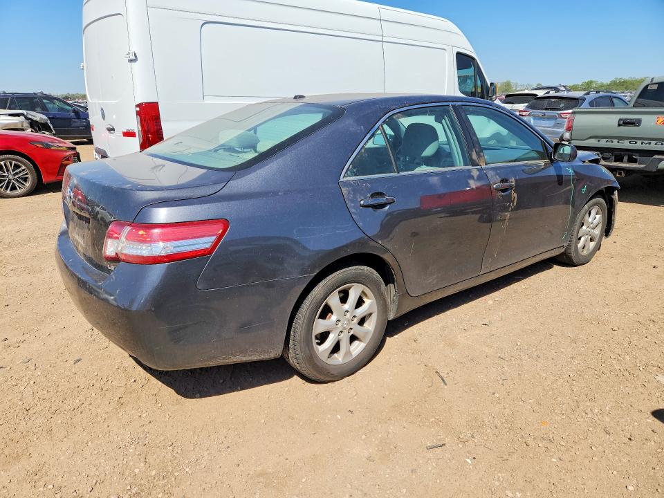 2011 Toyota Camry მანქანა იყიდება აუქციონზე, vin: 4T1BF3EK6BU687365, აუქციონის ნომერი: 53799746