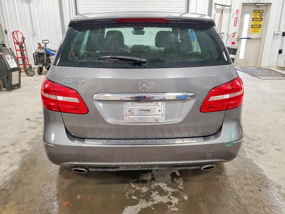 2014 Mercedes-benz B250 მანქანა იყიდება აუქციონზე, vin: WDDMH4EB8EJ201650, აუქციონის ნომერი: 53508316