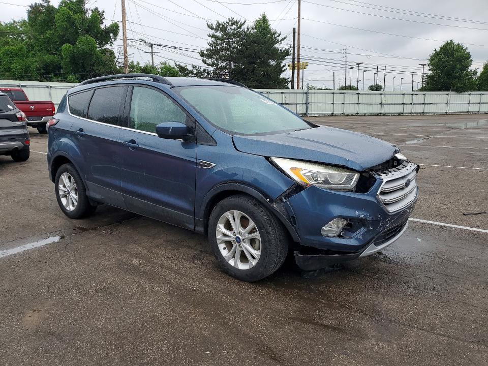 Продаж на аукціоні авто 2018 Ford Escape, vin: 1FMCU0HD4JUB08068, номер лоту: 54137906