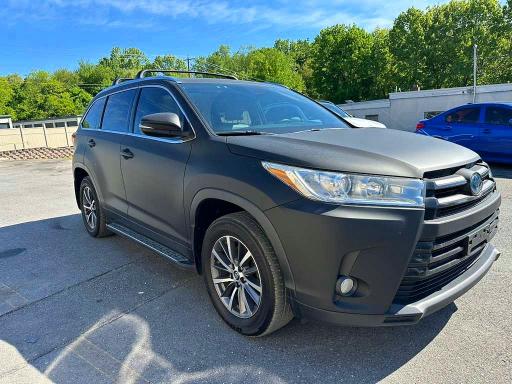 Продаж на аукціоні авто 2019 Toyota Highlander Hybrid, vin: 5TDJGRFH7KS073819, номер лоту: 54415056