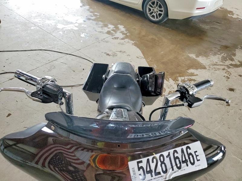 2011 Harley-davidson Flhx მანქანა იყიდება აუქციონზე, vin: 1HD1KB413BB646149, აუქციონის ნომერი: 54281646