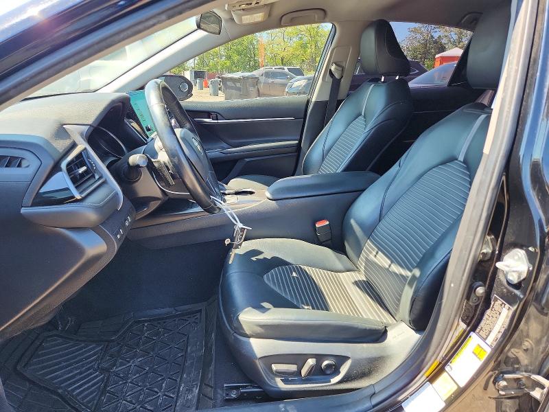 51961036 :رقم المزاد ، 4T1G11AK2MU557696 vin ، 2021 Toyota Camry مزاد بيع