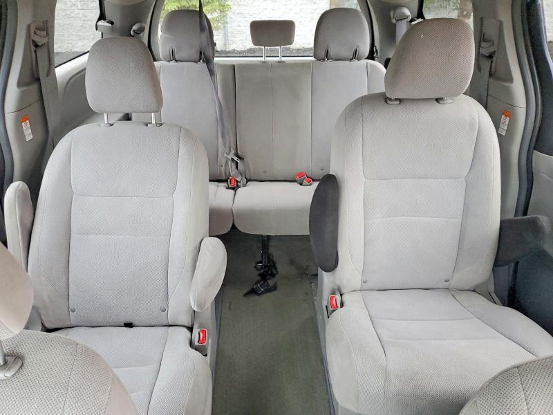 Продажа на аукционе авто 2019 Toyota Sienna, vin: 5TDZZ3DC8KS967829, номер лота: 51986676
