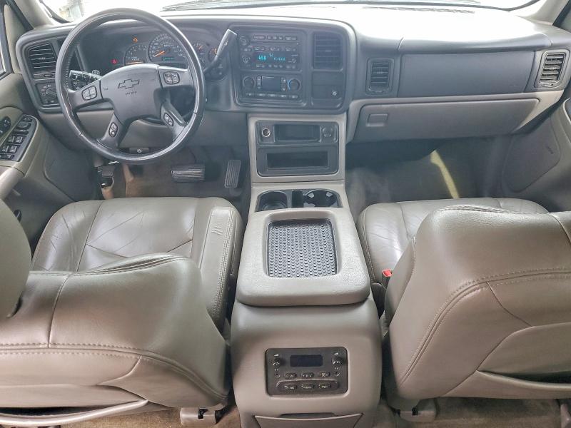 55423346 :رقم المزاد ، 1GNEC13T24J326219 vin ، 2004 Chevrolet Tahoe مزاد بيع