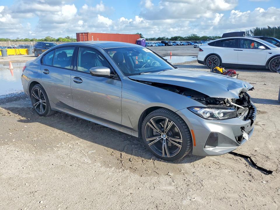 53805466 :رقم المزاد ، 3MW89FF02P8D04365 vin ، 2023 Bmw 330xi مزاد بيع