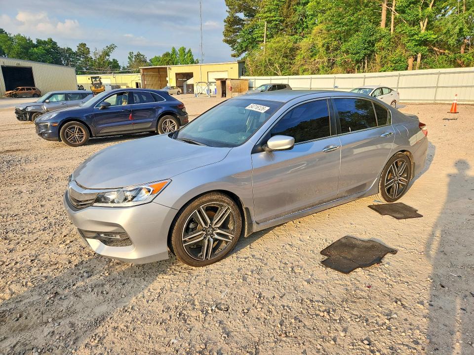 Auction sale of the 2017 Honda Accord, vin: 1HGCR2F18HA128556, lot number: 54716126