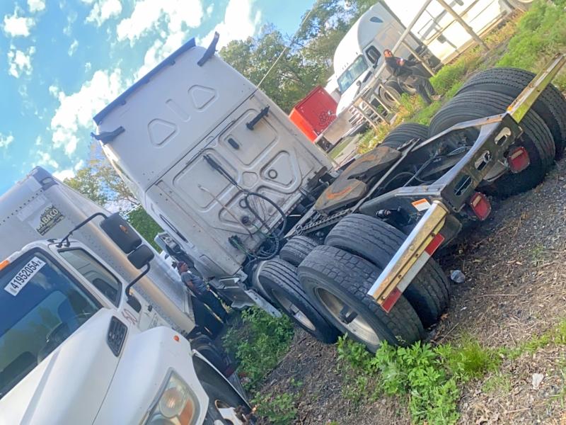Продажа на аукционе авто 2019 Freigliner Cascadia 126, vin: 1FUJHHDR8KLKN0228, номер лота: 53288316