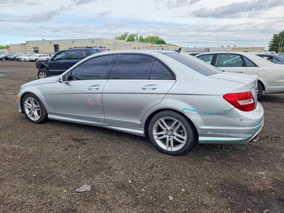 Продажа на аукционе авто 2012 Mercedes-benz C, vin: WDDGF8BBXCR209553, номер лота: 52868876