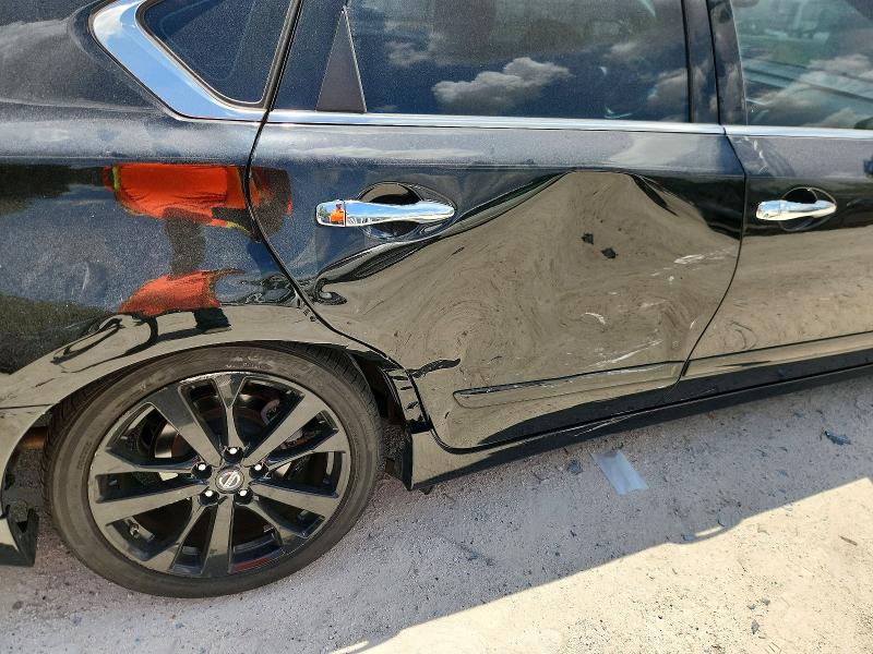 Продажа на аукционе авто 2018 Nissan Altima, vin: 1N4AL3AP2JC221596, номер лота: 54297236