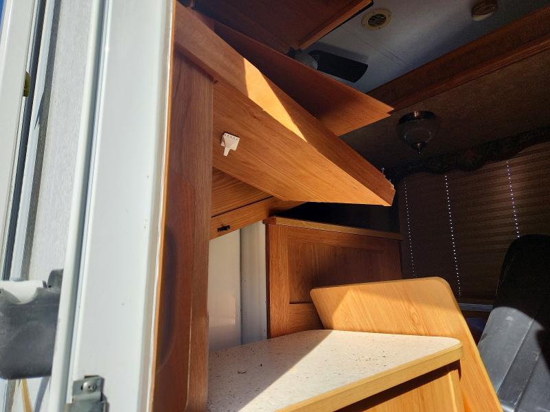 52929016 :رقم المزاد ، 1UJCJ02R371LT0385 vin ، 2007 Jayco Jay Recreational Vehicle (rv) مزاد بيع