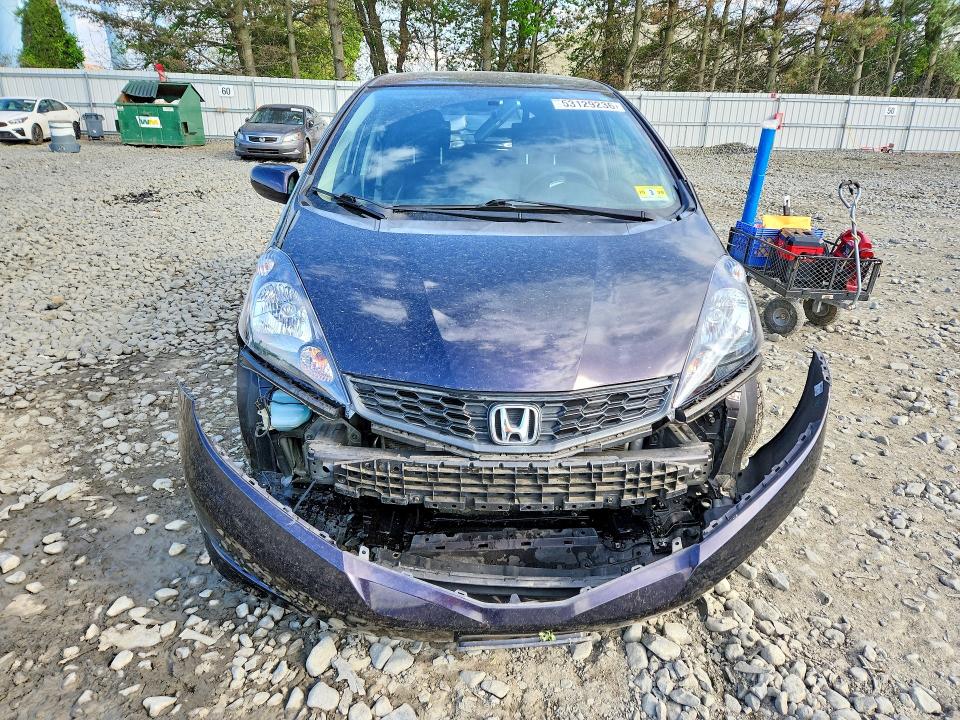 53129236 :رقم المزاد ، JHMGE8H54DC045153 vin ، 2013 Honda Fit مزاد بيع