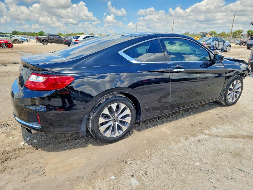 Продажа на аукционе авто 2013 Honda Accord, vin: 1HGCT1B38DA017356, номер лота: 53519346