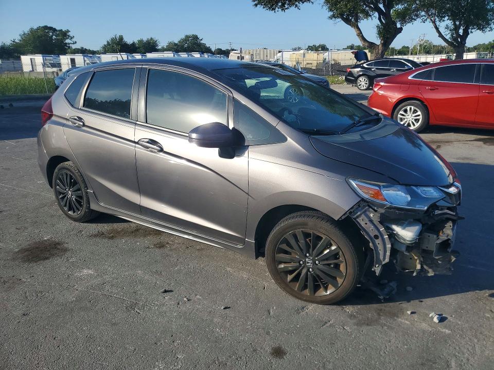 Продаж на аукціоні авто 2018 Honda Fit, vin: 3HGGK5H68JM716286, номер лоту: 52683426