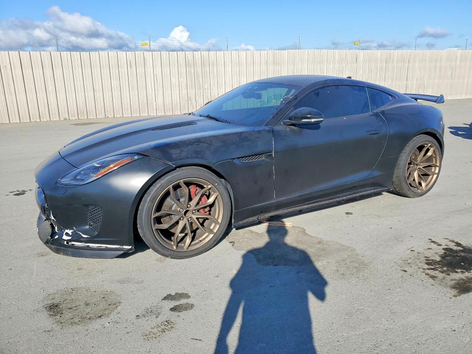 52390106 :رقم المزاد ، SAJDD1EV8JCK54458 vin ، 2018 Jaguar F-type مزاد بيع