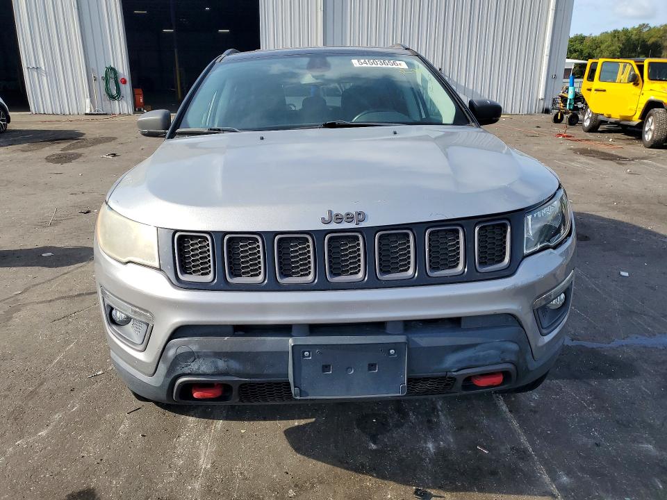 54503656 :رقم المزاد ، 3C4NJDDB9KT785565 vin ، 2019 Jeep Compass مزاد بيع