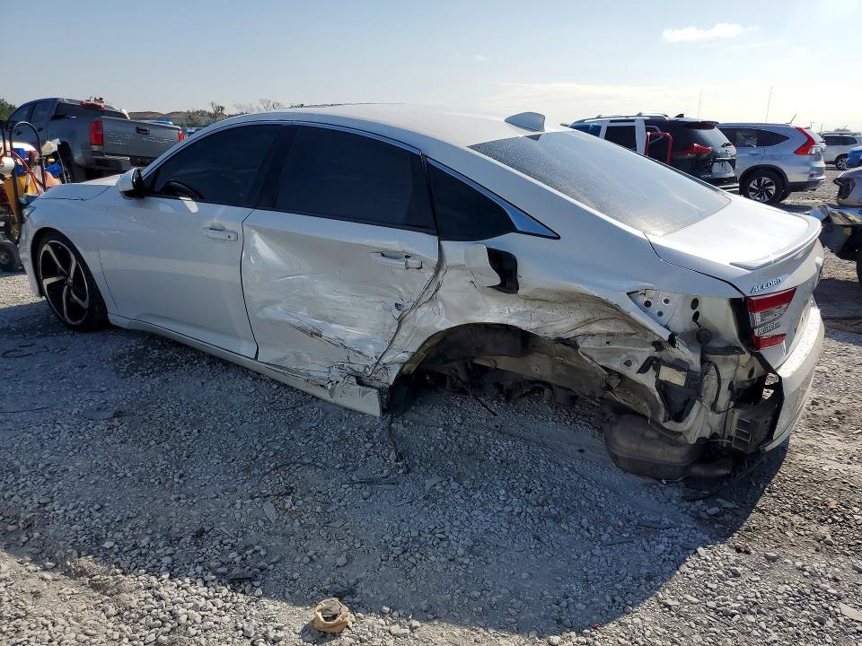 Продаж на аукціоні авто 2019 Honda Accord, vin: 1HGCV2F32KA032040, номер лоту: 53339306