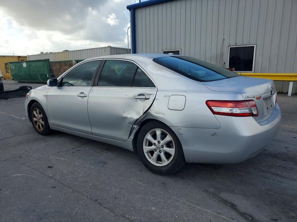 55162116 :رقم المزاد ، 4T1BF3EKXBU123380 vin ، 2011 Toyota Camry مزاد بيع