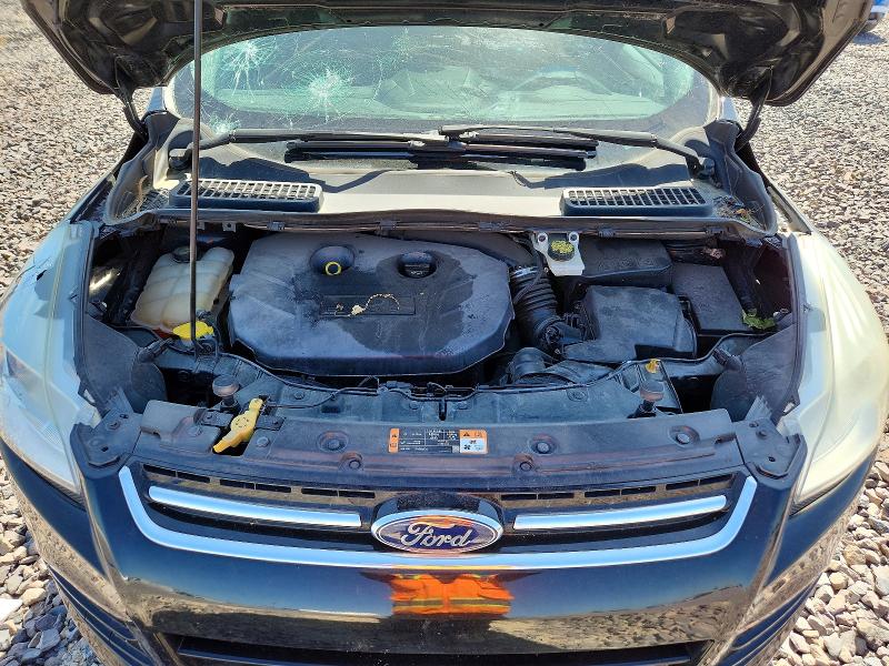 52971586 :رقم المزاد ، 1FMCU0J94FUC42124 vin ، 2015 Ford Escape مزاد بيع
