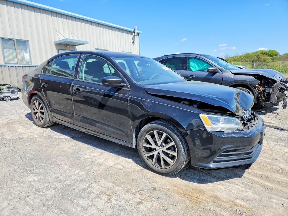 52330196 :رقم المزاد ، 3VWB67AJ4GM279559 vin ، 2016 Volkswagen Jetta مزاد بيع