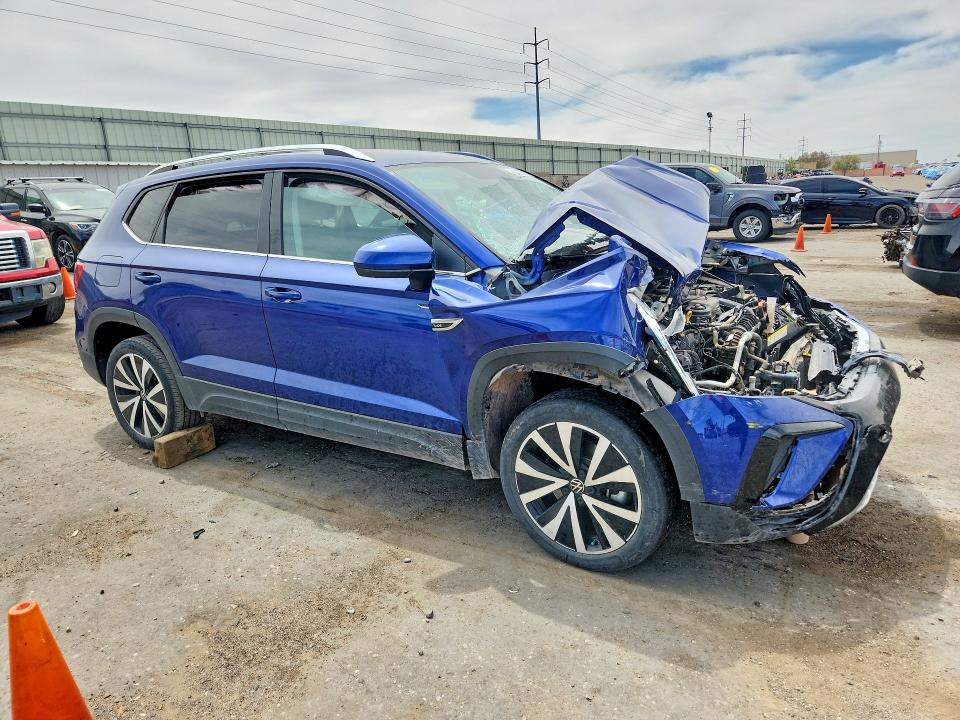 Продажа на аукционе авто 2022 Volkswagen Taos, vin: 3VVRX7B25NM029431, номер лота: 55000556