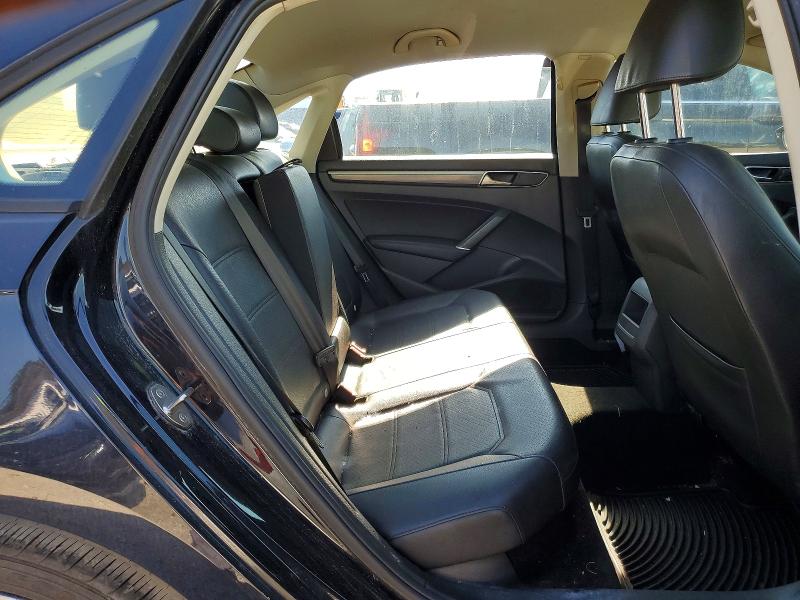 Продаж на аукціоні авто 2018 Volkswagen Passat, vin: 1VWAA7A33JC028410, номер лоту: 53996076