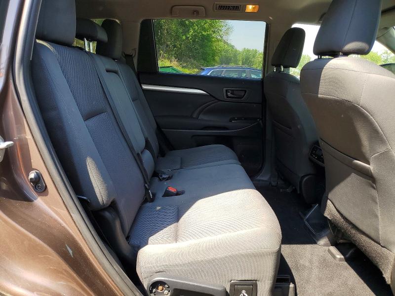 53758726 :رقم المزاد ، 5TDBZRFH0KS990213 vin ، 2019 Toyota Highlander مزاد بيع
