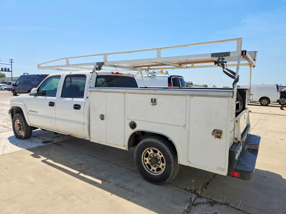 2002 Gmc Sierra მანქანა იყიდება აუქციონზე, vin: 1GDHC23U12F243039, აუქციონის ნომერი: 53916176