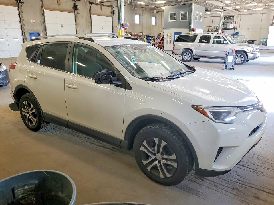 Aukcja sprzedaży 2017 Toyota Rav4, vin: JTMZFREV6HJ104366, numer aukcji: 54144456