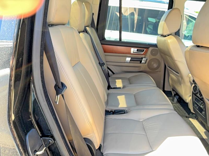 53972016 :رقم المزاد ، SALAK2D41BA555729 vin ، 2011 Land Rover Lr4 مزاد بيع