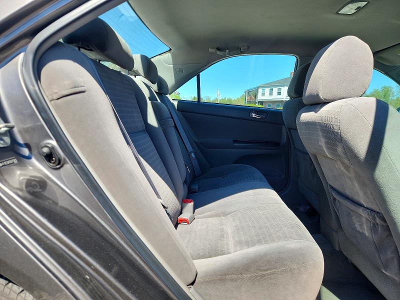 52408436 :رقم المزاد ، 4T1BE30K35U515812 vin ، 2005 Toyota Camry مزاد بيع