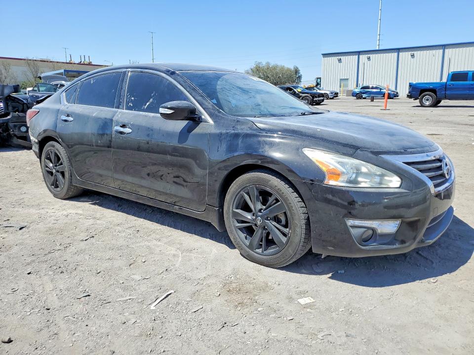 2015 Nissan Altima მანქანა იყიდება აუქციონზე, vin: 1N4AL3AP4FC187104, აუქციონის ნომერი: 52958666