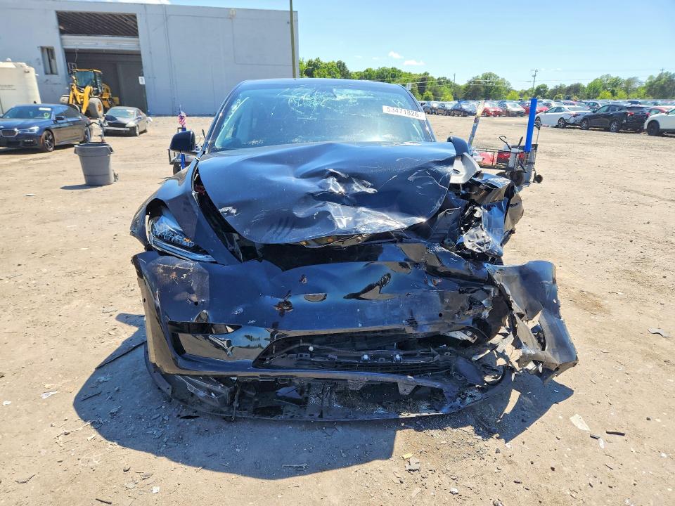2021 Tesla Model Y მანქანა იყიდება აუქციონზე, vin: 5YJYGDED8MF126339, აუქციონის ნომერი: 53471826