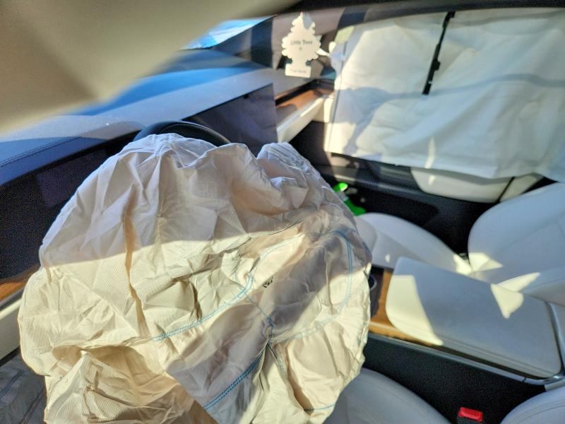 53884756 :رقم المزاد ، 7SAXCAE51NF357053 vin ، 2022 Tesla Model X مزاد بيع