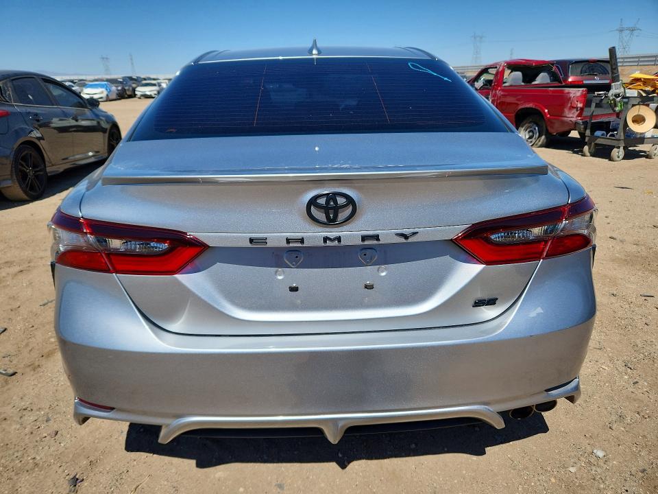 2021 Toyota Camry მანქანა იყიდება აუქციონზე, vin: 4T1T11AK3MU579706, აუქციონის ნომერი: 54023976