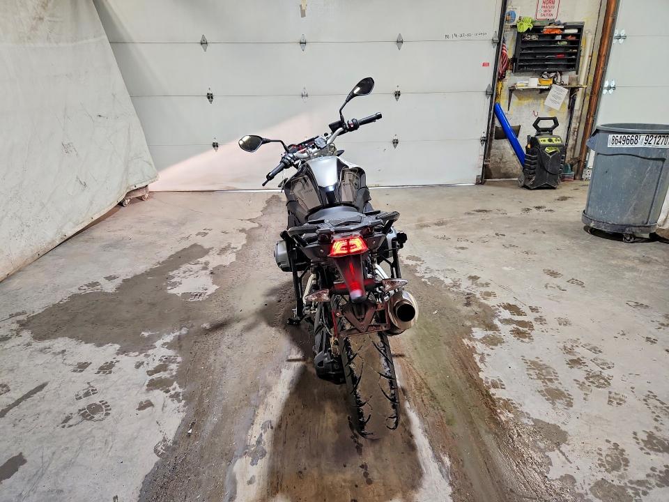 52140256 :رقم المزاد ، WB10A1404JZ198086 vin ، 2018 Bmw R1200 مزاد بيع
