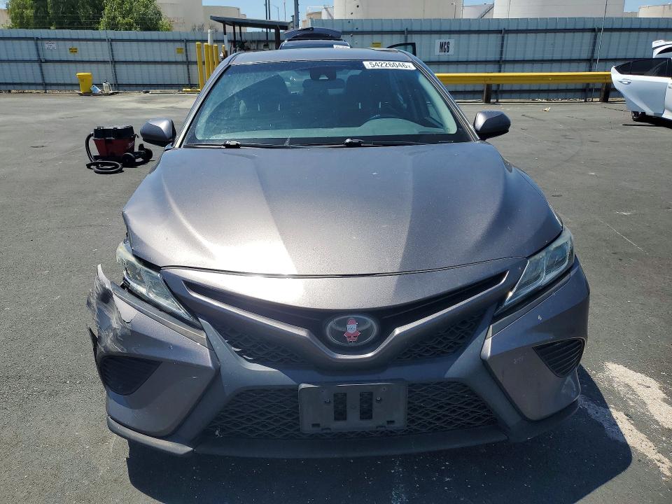 Aukcja sprzedaży 2018 Toyota Camry, vin: 4T1B11HK9JU557237, numer aukcji: 54226046