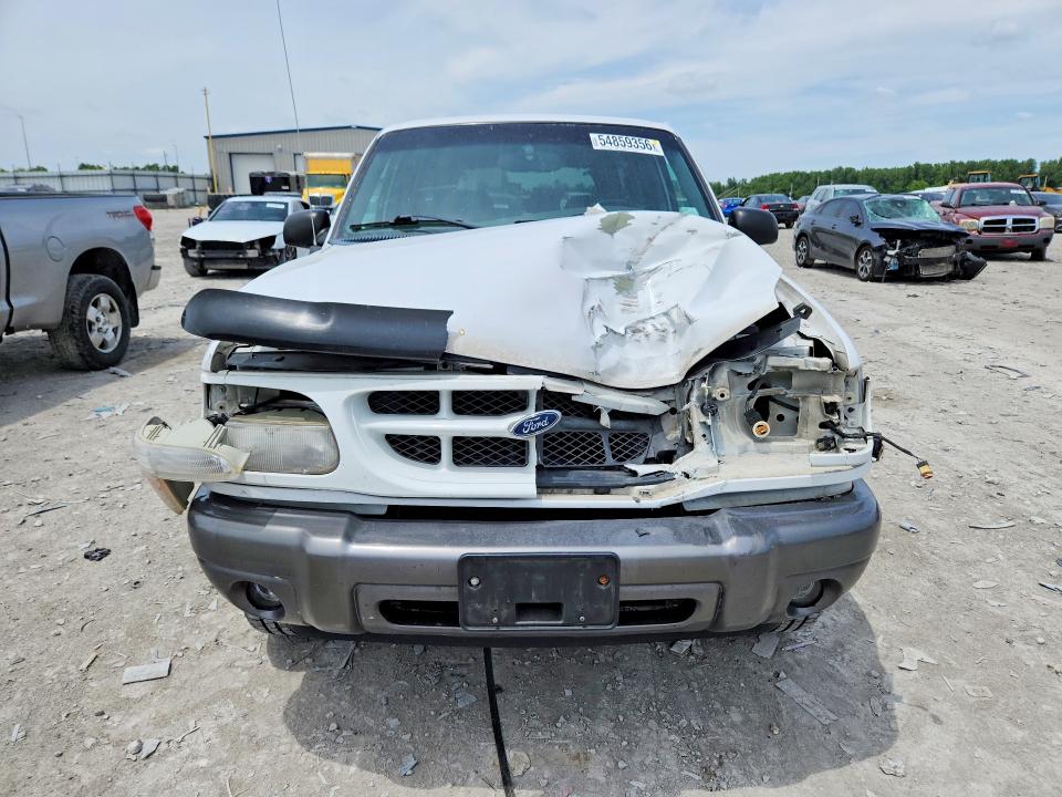 54859356 :رقم المزاد ، 1FMZU83P8YZB23471 vin ، 2000 Ford Explorer مزاد بيع