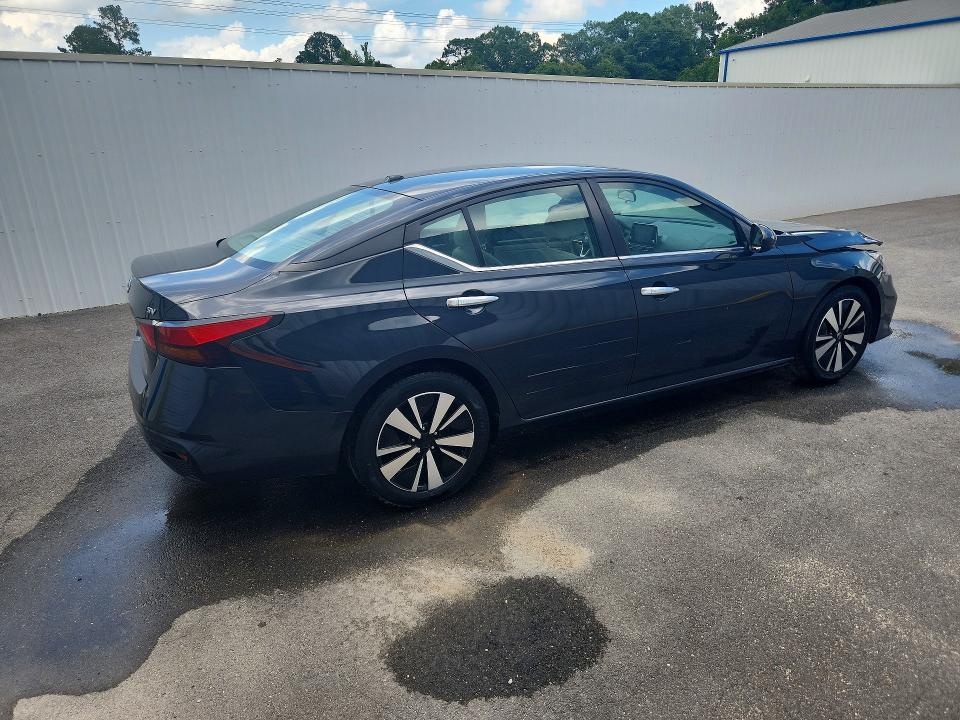 2021 Nissan Altima მანქანა იყიდება აუქციონზე, vin: 1N4BL4DV9MN392326, აუქციონის ნომერი: 53133656