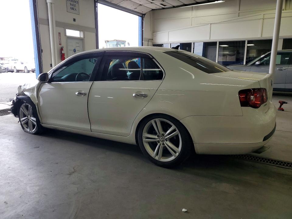54980746 :رقم المزاد ، 3VWRL7AJ0AM153732 vin ، 2010 Volkswagen Jetta مزاد بيع