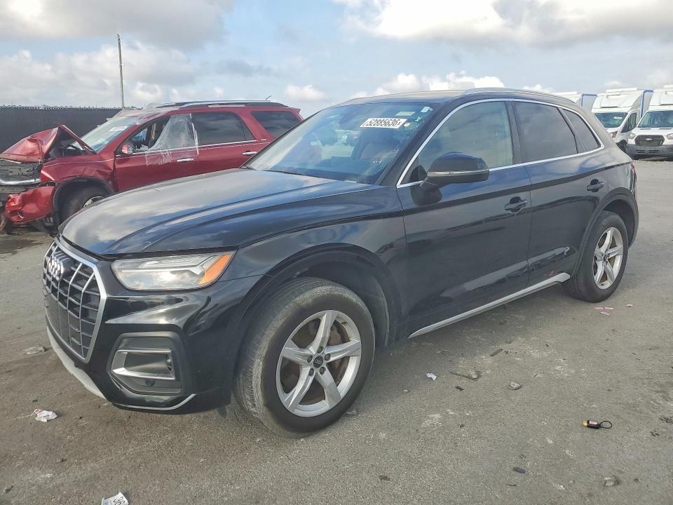 52885636 :رقم المزاد ، WA1AAAFY4M2055480 vin ، 2021 Audi Q5 مزاد بيع