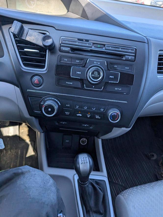 Aukcja sprzedaży 2015 Honda Civic, vin: 2HGFB2E4XFH049868, numer aukcji: 53165226
