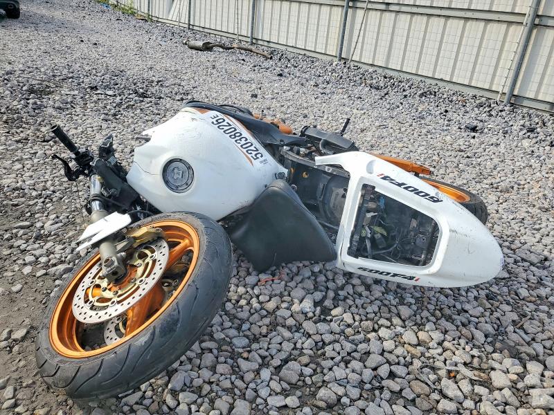 52038026 :رقم المزاد ، JH2PC35271M200652 vin ، 2001 Honda Cbr600 مزاد بيع